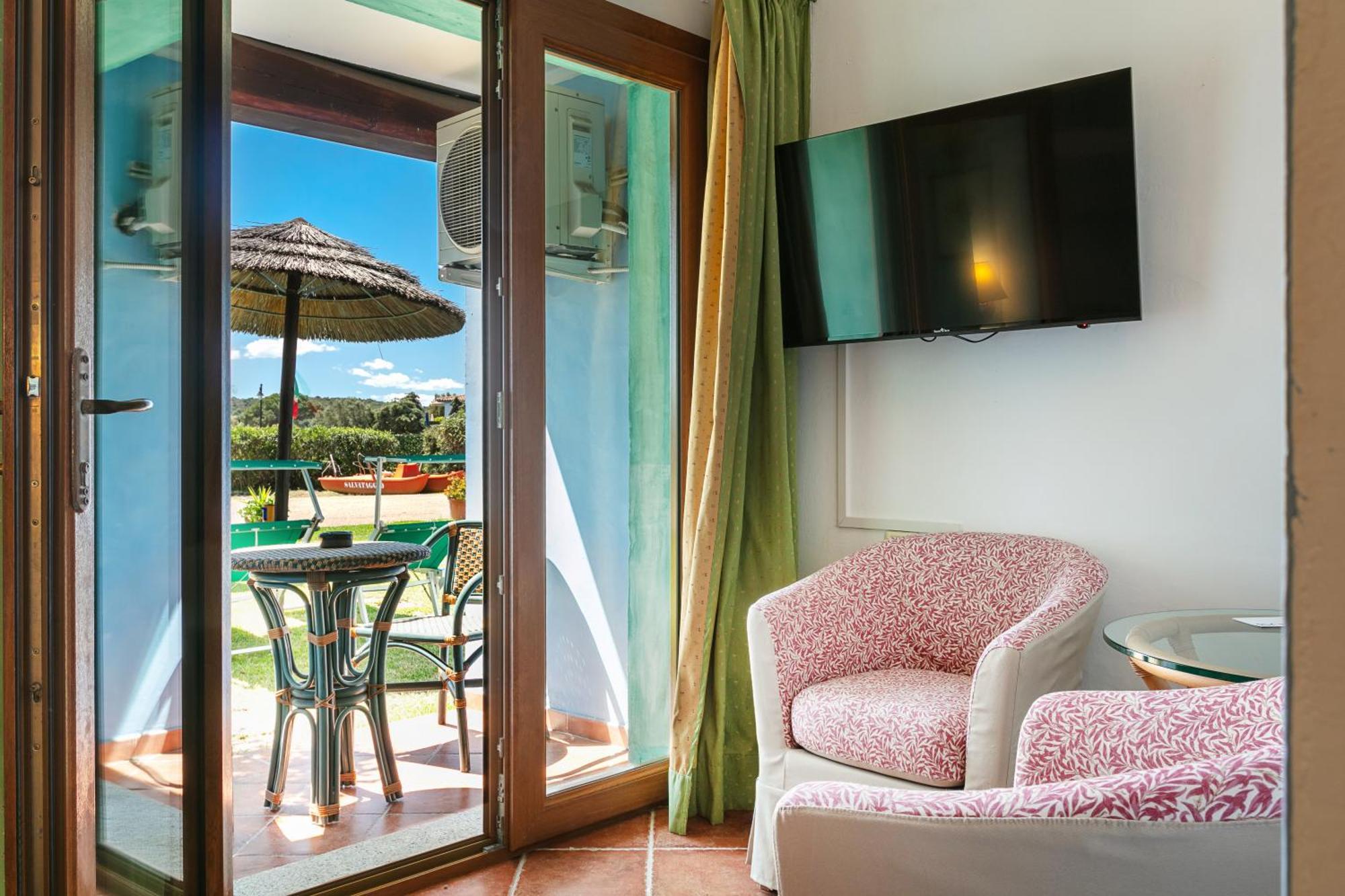 Hotel Stefania Boutique Hotel By The Beach Olbia Zimmer foto